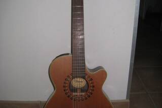 Takamine NP65C