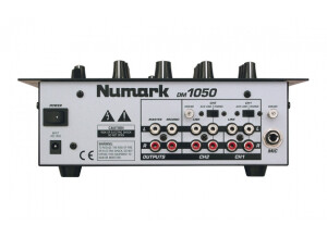 Numark DM 1050