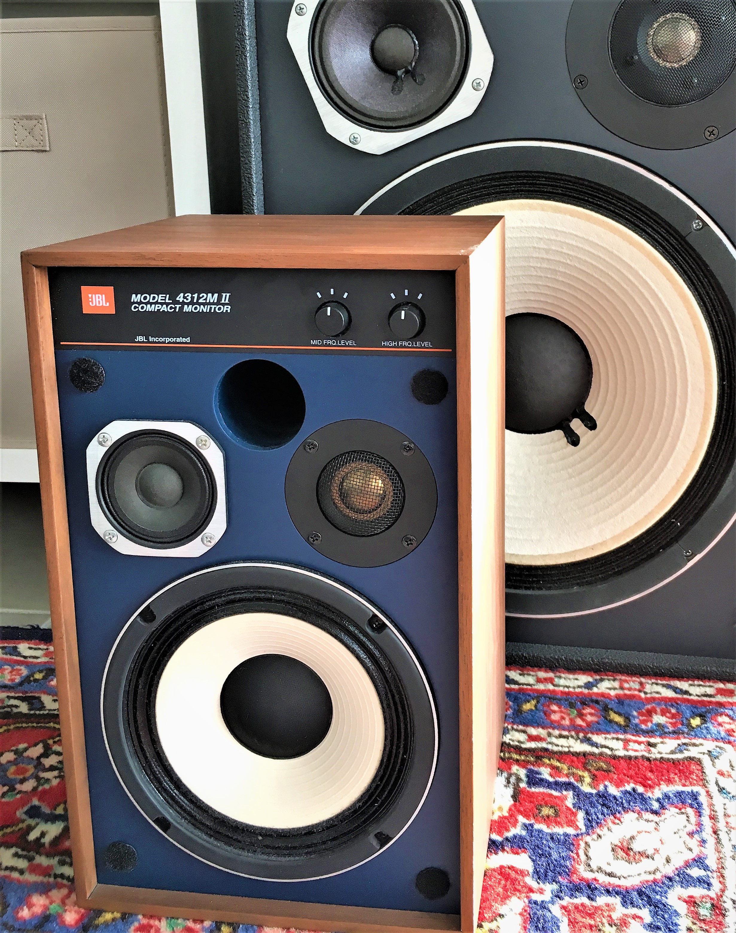 Pictures and images JBL 4312M II - Audiofanzine