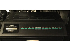 Yamaha TX7 (75522)