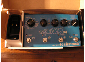TC Electronic Flashback x4 (60389)