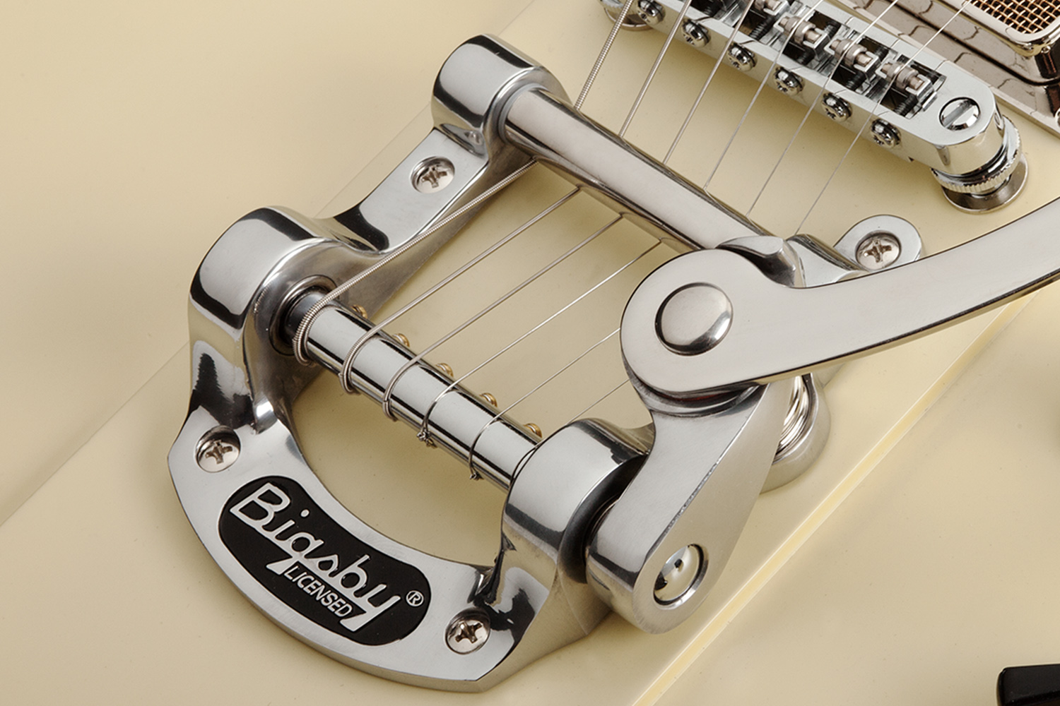 Schecter Ultra-III [2018-Current] : ULTRA III IVYP 295 BIGSBY5