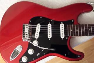 Squier Standard Stratocaster