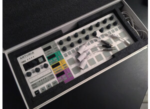 Arturia BeatStep Pro (46331)