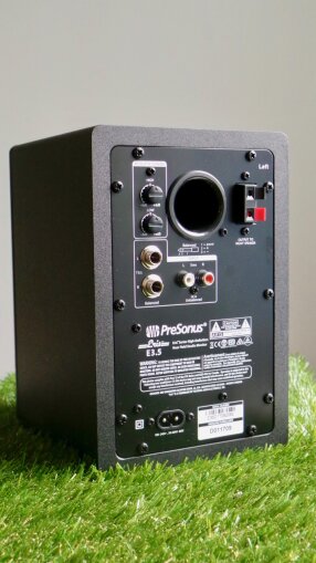 PreSonus Eris E3.5 : PresonusEris35Back PreSonus Eris E3.5 : PresonusEris35Back