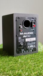 M-Audio AV32 : MAudioAV32Back M-Audio AV32 : MAudioAV32Back