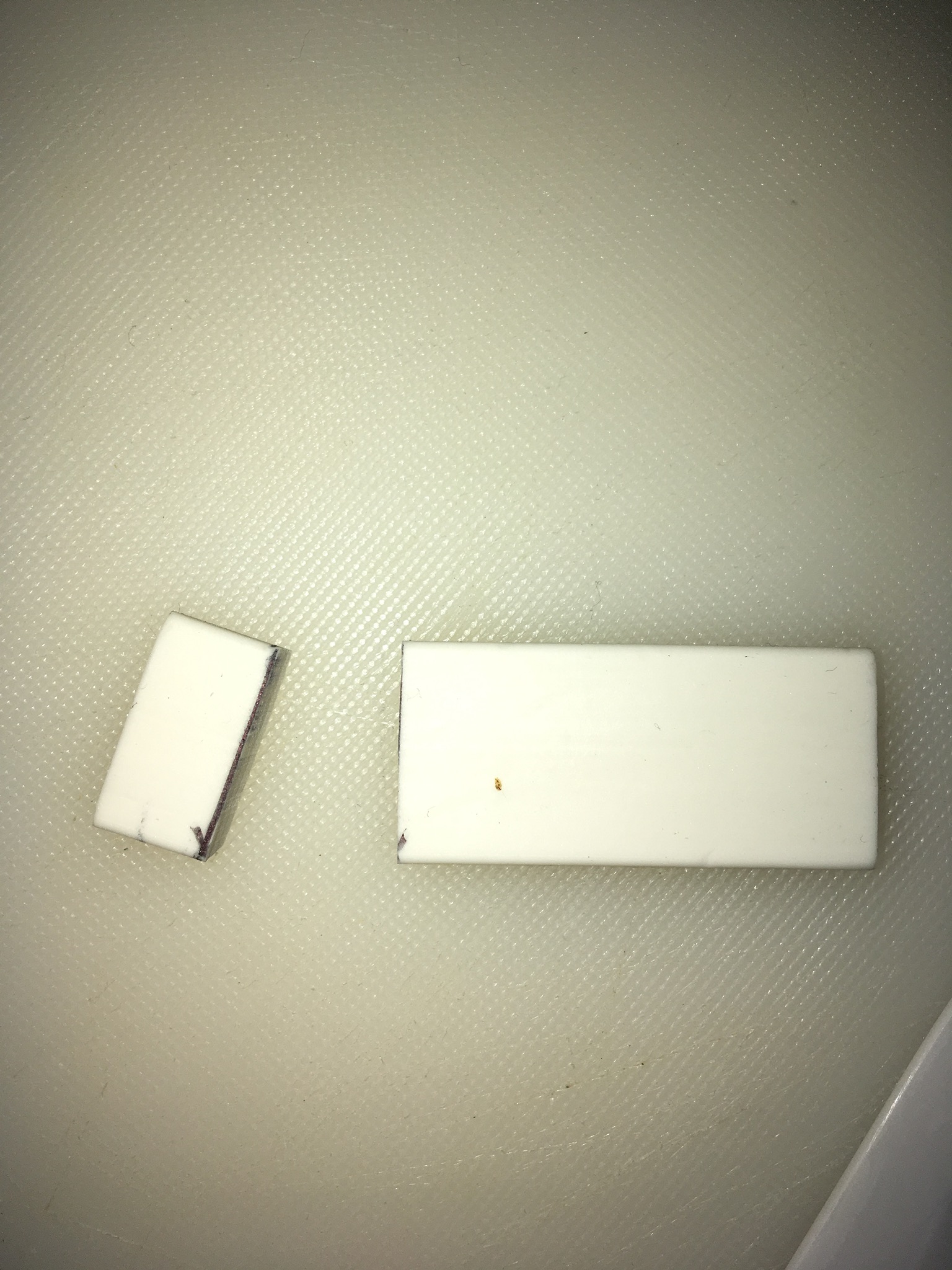 FF4CDE6A E827 4800 B5B6 3488F4AF5E20