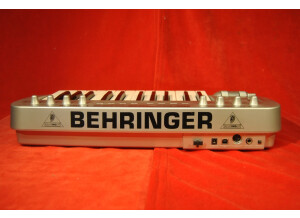 Behringer U-Control UMX25 (2994)