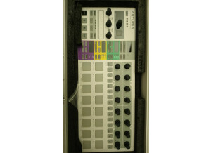 Arturia BeatStep Pro (95334)
