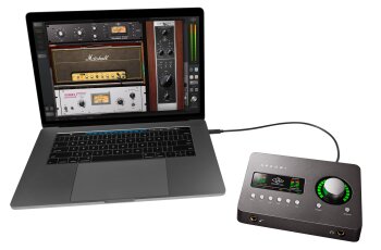 9 Arrow w Mac Laptop 9 Arrow w Mac Laptop