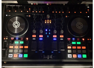 Native Instruments Traktor Kontrol S4 (8762)