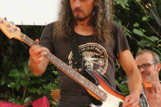 Squier Standard P Bass Special