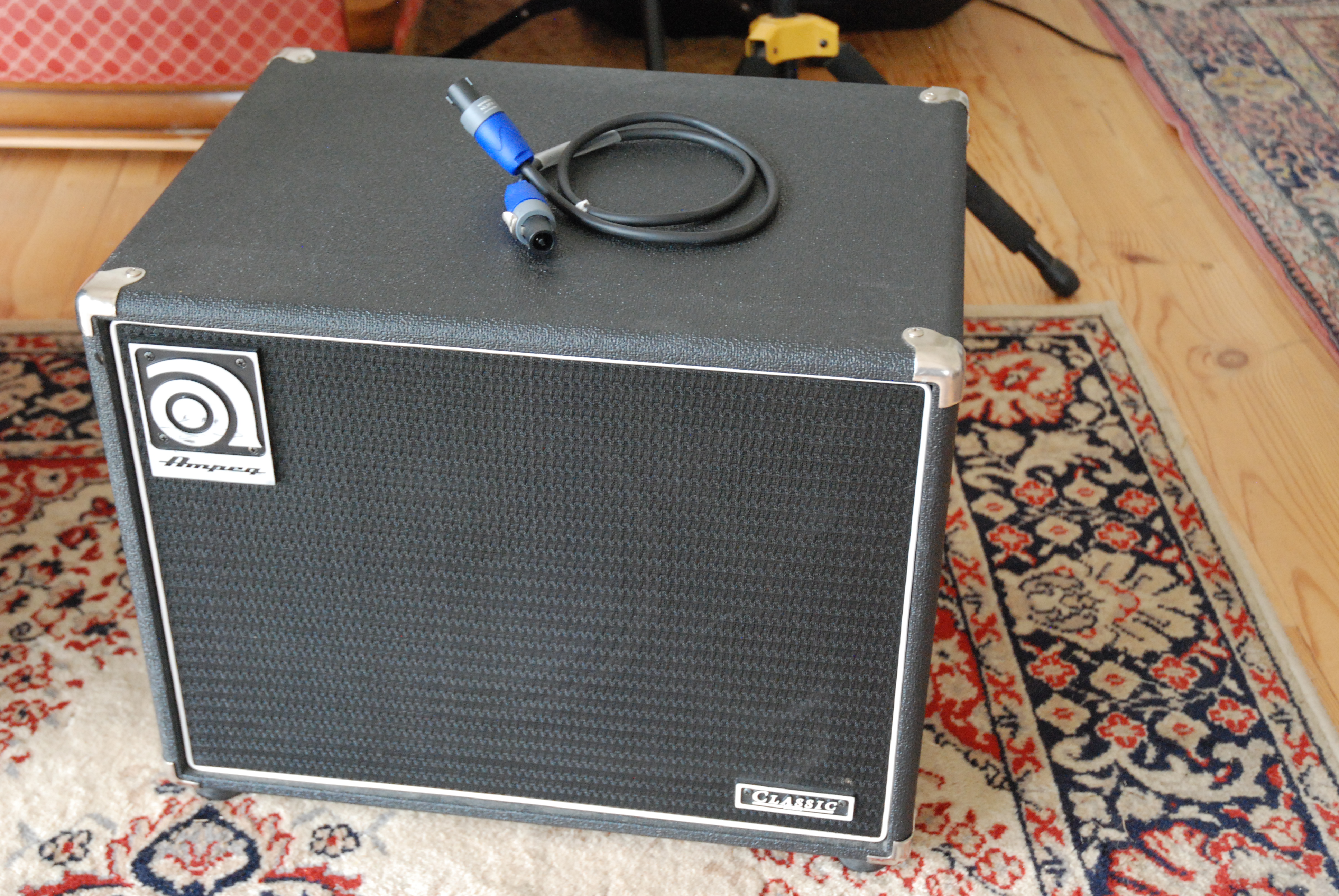 Ampeg SVT-12HE