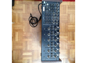 Tascam M-106 (57960)