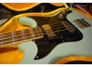 Hofner Guitars HCT Galaxie Short Scale Bass (51169)