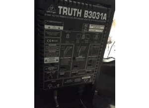 Behringer Truth B3031A (81548)