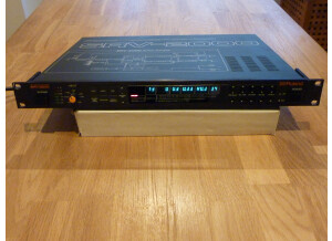 Roland SRV-2000 (25549)