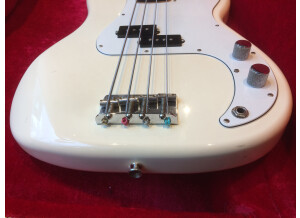 Fender Standard Precision Bass [1990-2005] (15215)