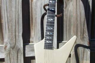 Gibson X-plorer Pro