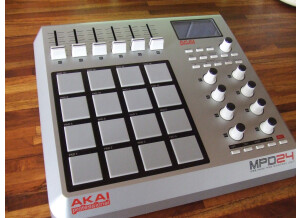 Akai MPD24 (90097)