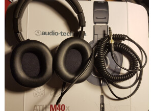 19 ATH m40x