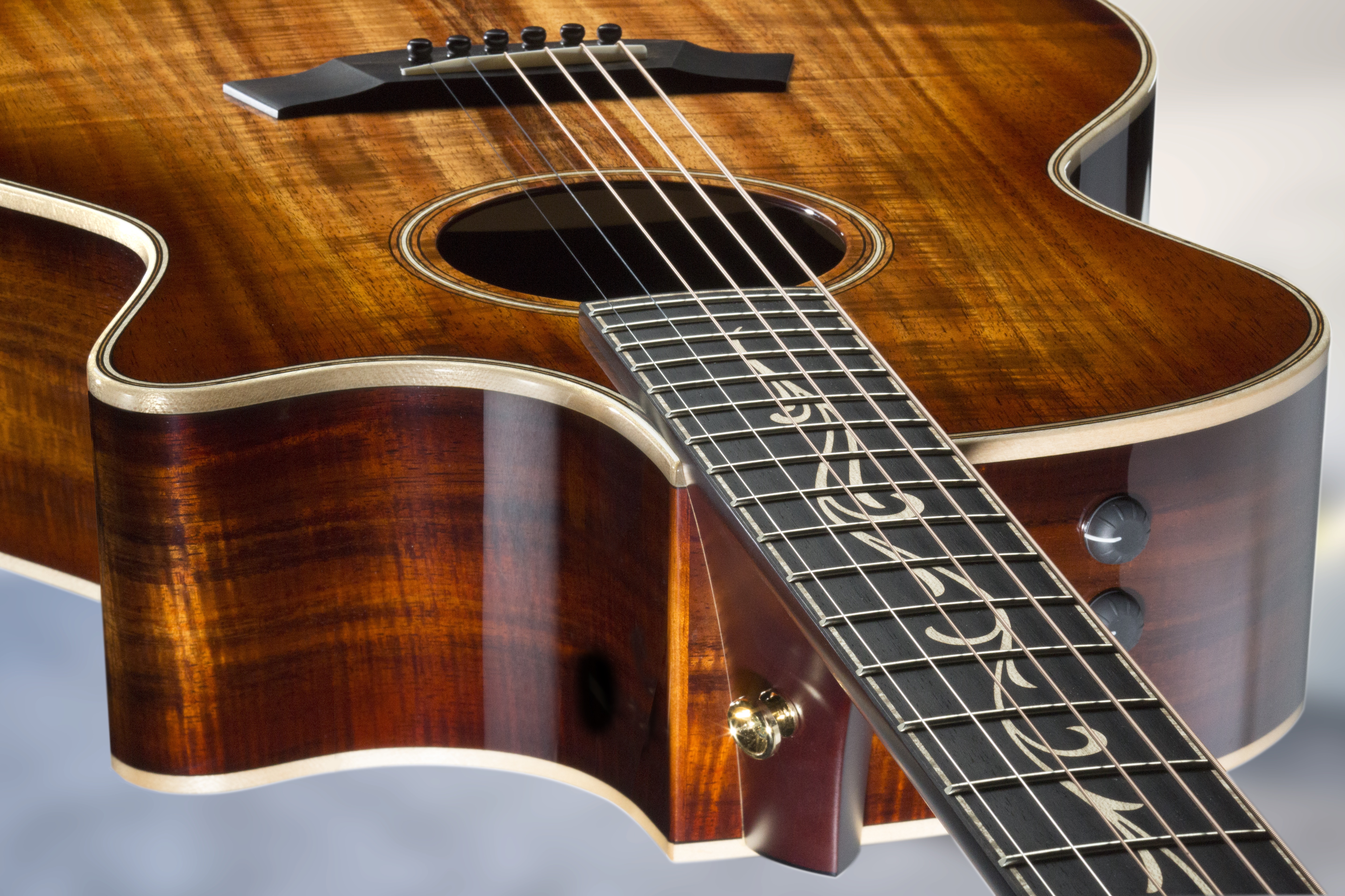 Taylor K24ce v class beauty 2018