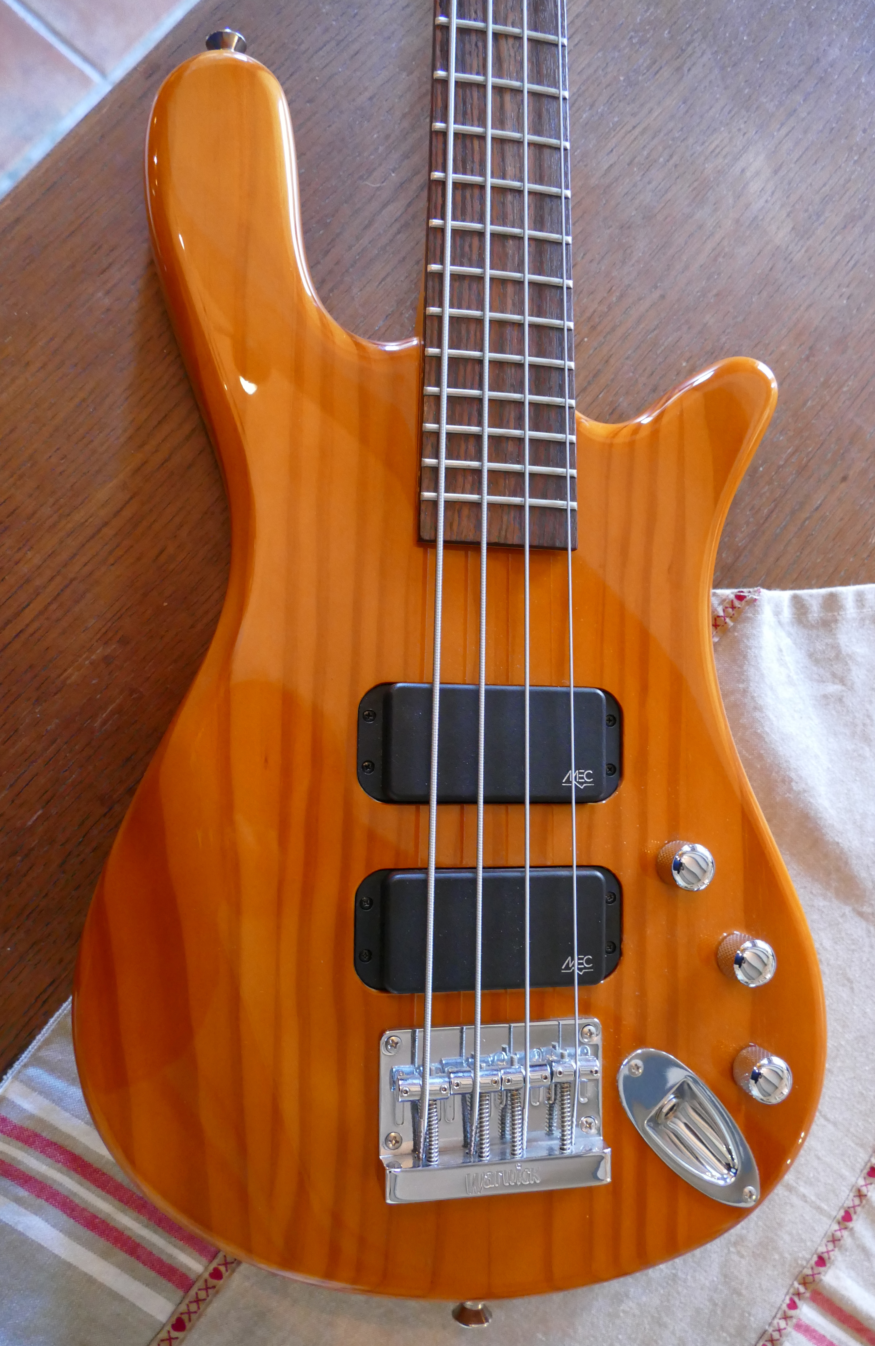 Rockbass Streamer Standard 4