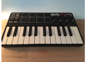 Akai MPK mini (28079)