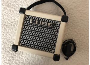 Roland Micro Cube GX (9882)
