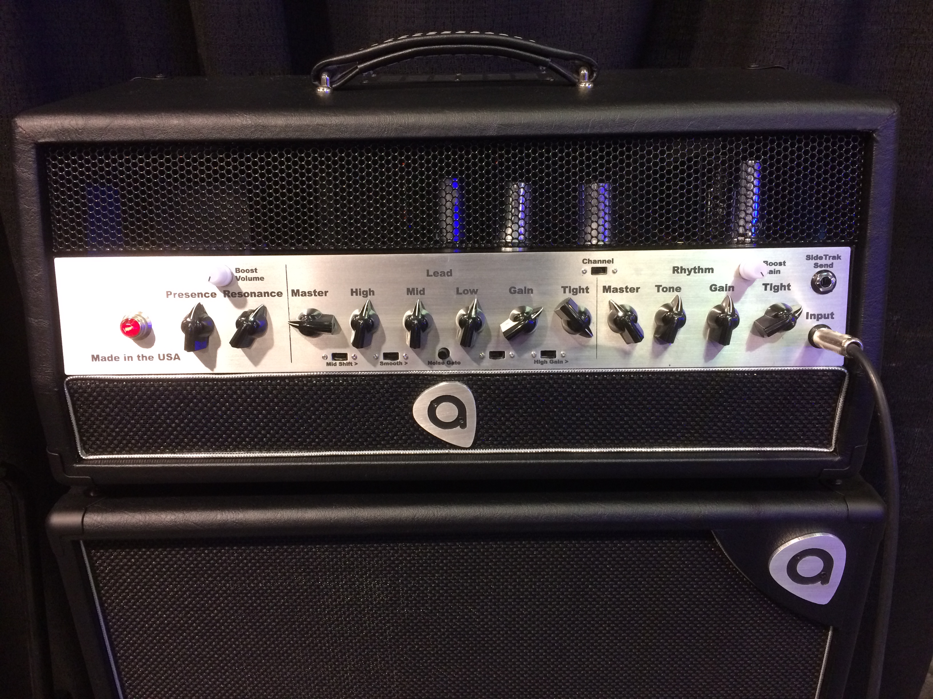 amp closeup