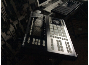 Native Instruments Maschine Studio (8697)