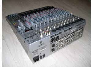 Behringer Eurorack UB2442FX-Pro (3806)