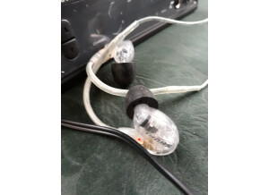 The T.bone IEM 100 (56194)