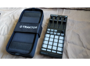 Native Instruments Traktor Kontrol F1 (72396)