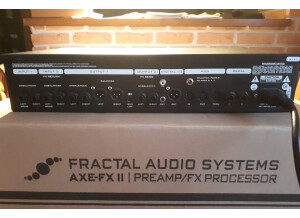 Fractal Audio Systems Axe-Fx Ultra (3697)