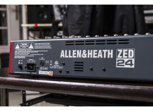 Allen & Heath ZED-24 (58935)