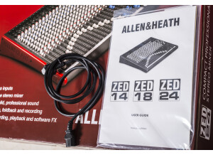 Allen & Heath ZED-24 (69041)