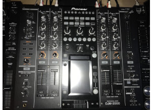 Pioneer DJM-2000 (11781)