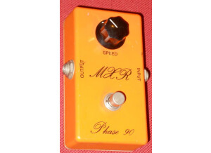 MXR Phase 90 Script Logo Bud Box 1974