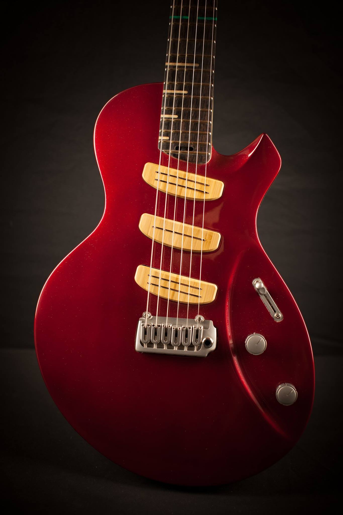 Alquier Guitars Cosmic Buzz : 27368276 1252910834810416 8257353011623455695 o