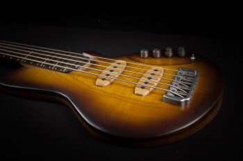 Alquier Guitars Pulsar 5 String : 27503147 1252910528143780 7265772699462866981 o Alquier Guitars Pulsar 5 String : 27503147 1252910528143780 7265772699462866981 o