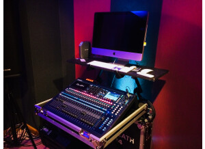 Allen & Heath Qu-24 (158)