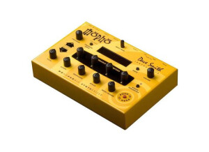 dave smith instruments mopho top angle