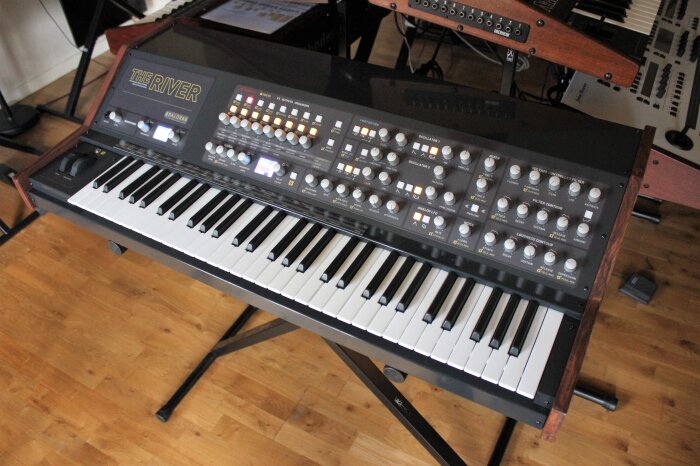 The River 2tof 04 The River 2tof 04