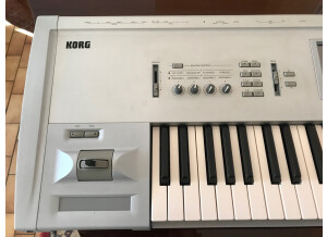 Korg Triton 61 (90108)