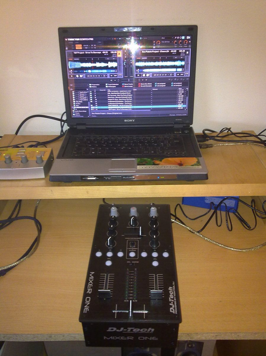 DJ-Tech MIXER ONE