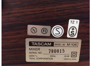 Tascam M-106 (88296)