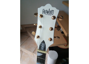 Eastwood Guitars Classic 6 Deluxe (68087)