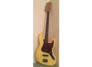Fender Deluxe Active Jazz Bass [2004-current] (49527)