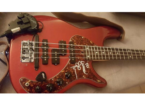 Fender Stu Hamm Urge Bass II [1999-2010] (41511)